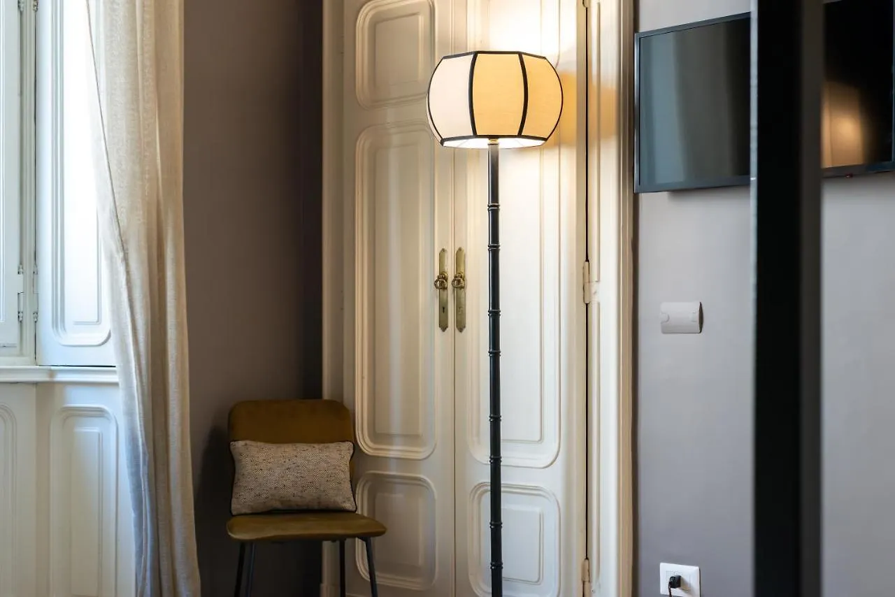 Boutique Centrale Sant'Andrea Milan
